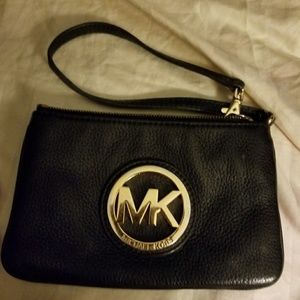 Michael kors clutch